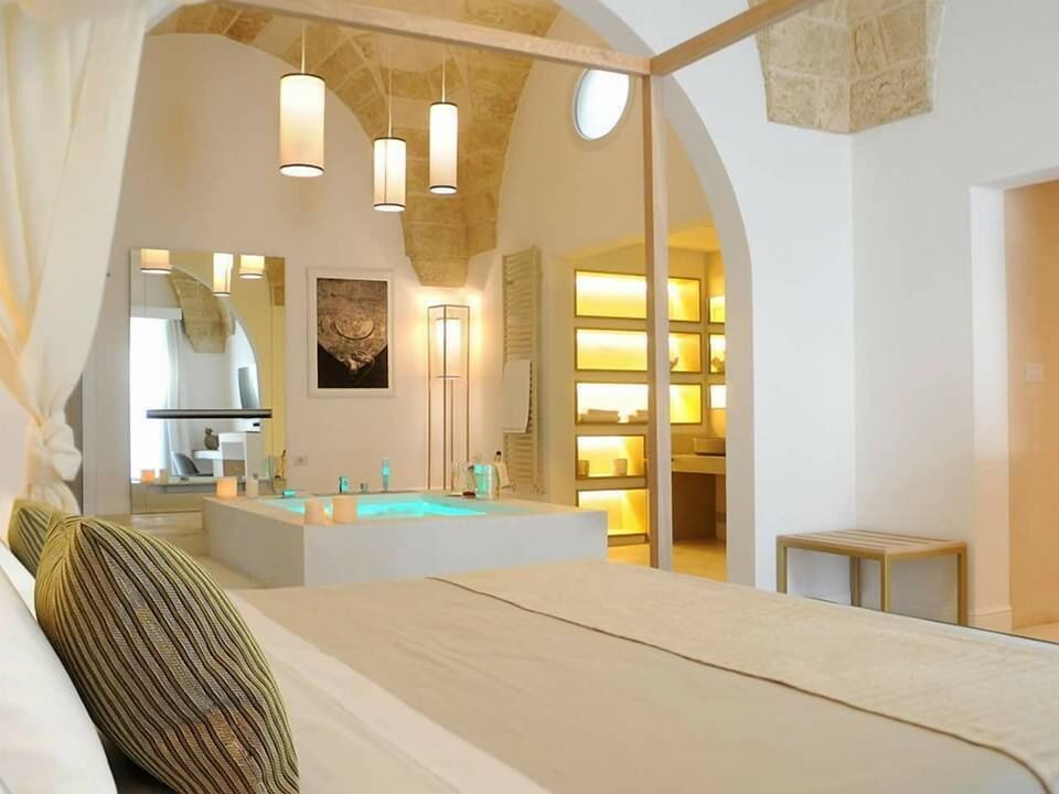 Presidential Suite, Jetted Tub | Minibar, in-room safe, desk, soundproofing