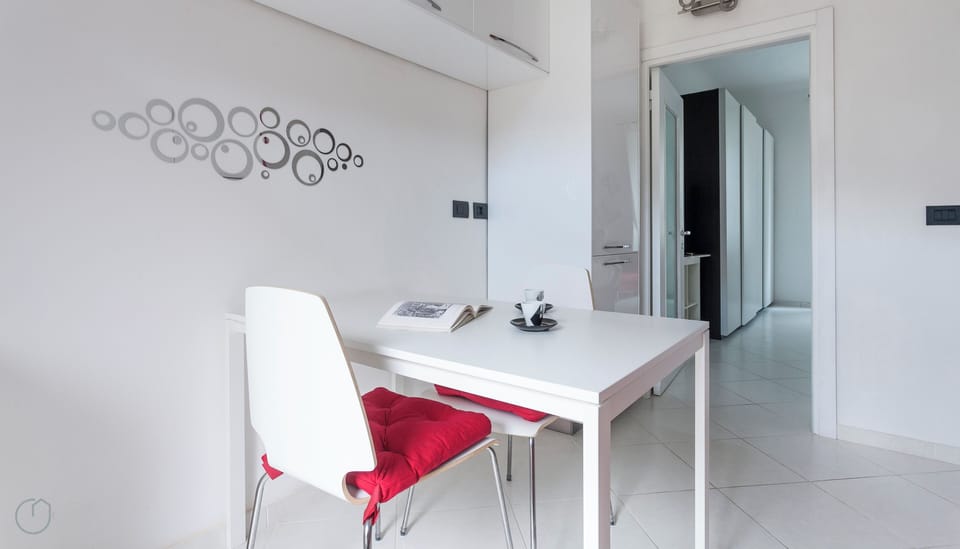 Apartment (1 Bedroom) | Interior