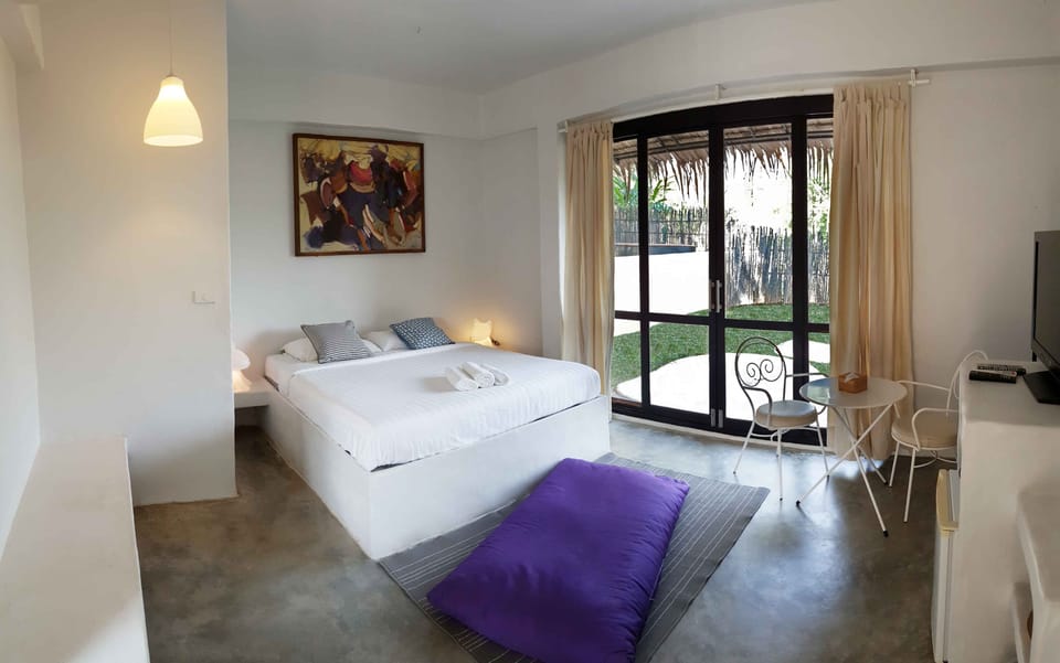 Vorona Room  | Minibar, desk, blackout drapes, free WiFi