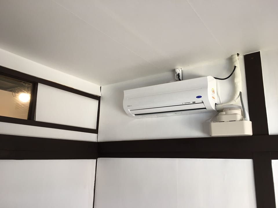 Room (3 Person Ondol Room) | Premium bedding, free WiFi, bed sheets