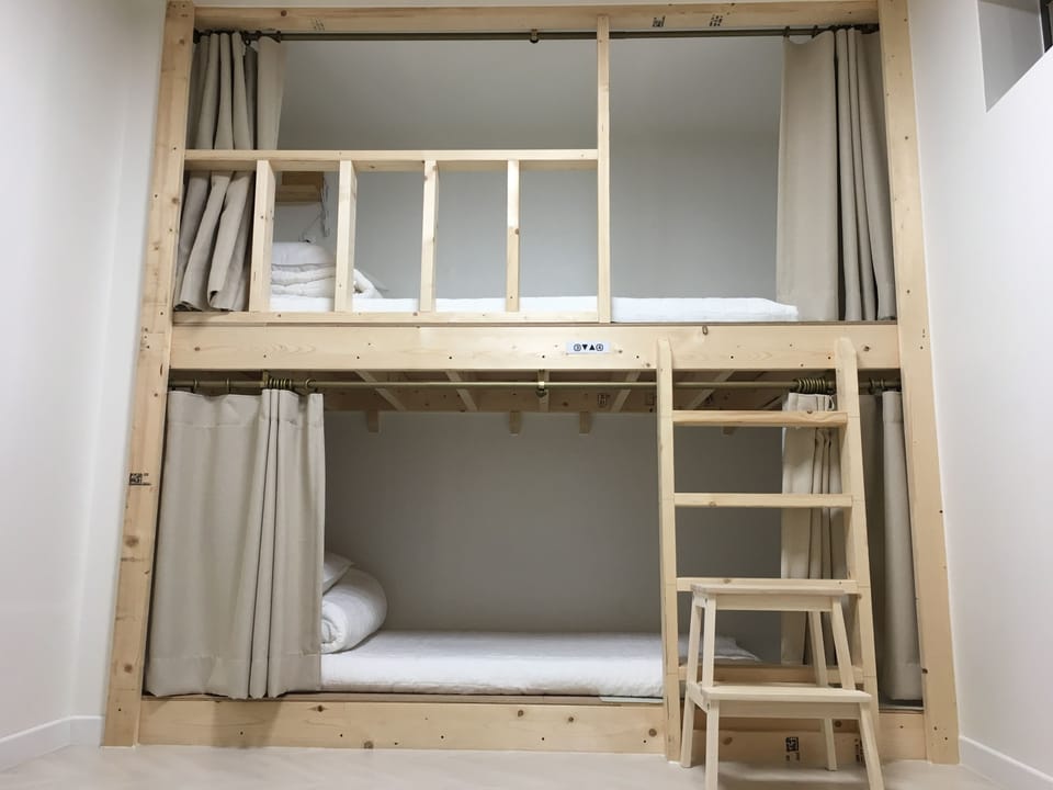 Premium bedding, free WiFi, bed sheets