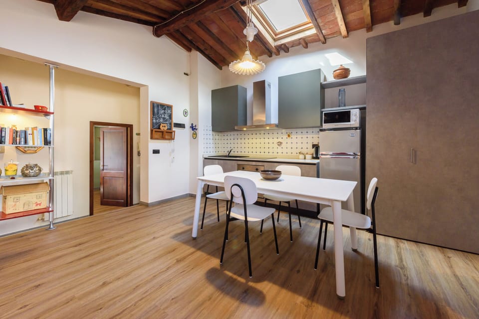 Apartment, 1 Bedroom | Private kitchen | Fridge, microwave, oven, stovetop