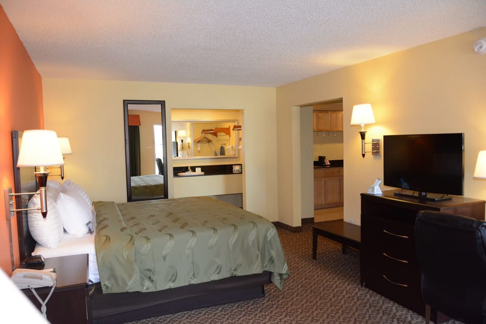 Egyptian cotton sheets, premium bedding, desk, laptop workspace