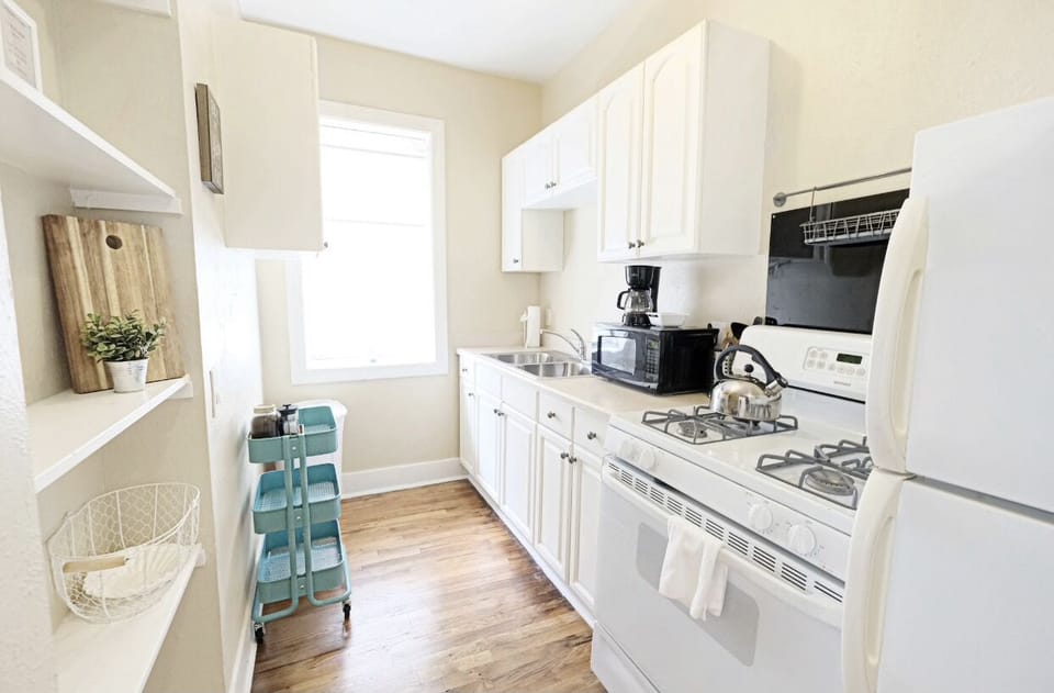 Fully Stocked Kitchen. 