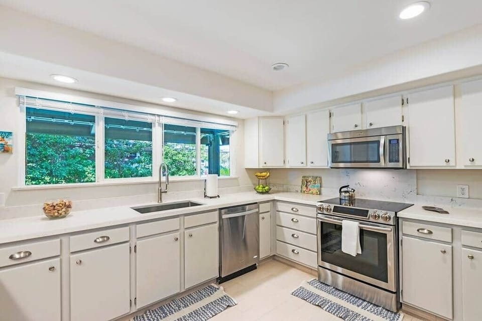 New stainless steel appliances 