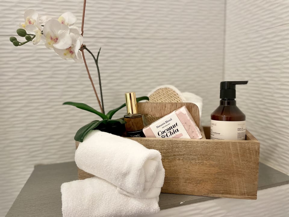 Bathroom amenities