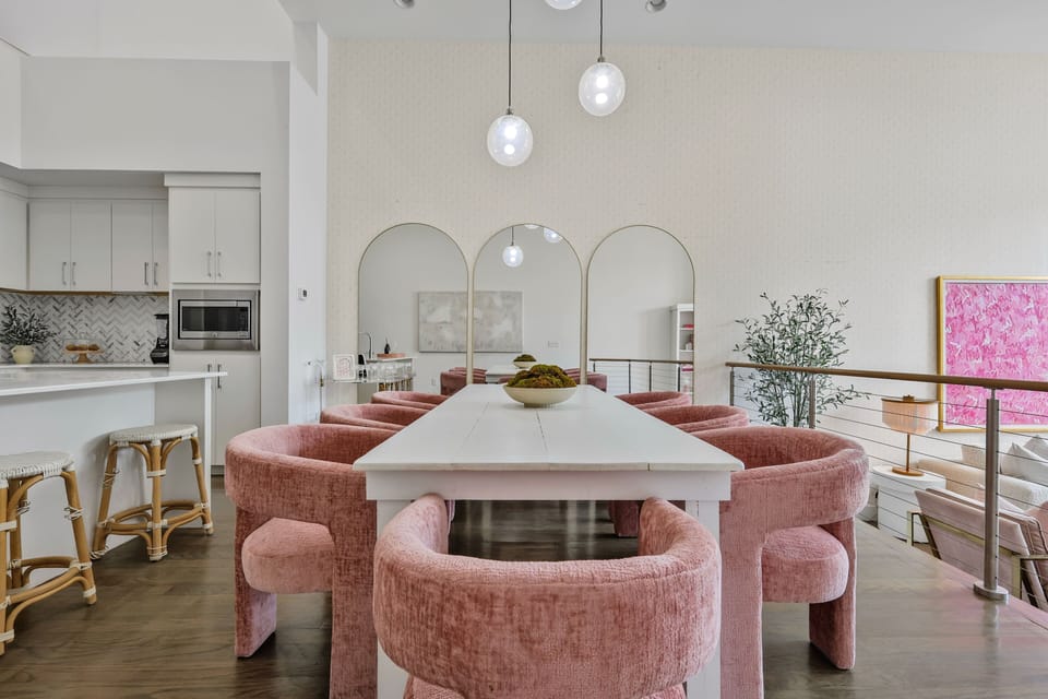 Gorgeous Dining Room!