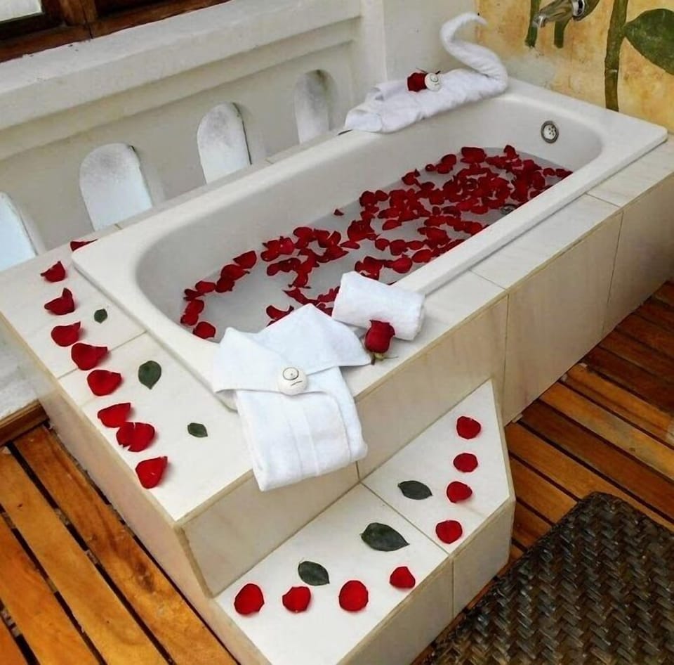 Superior Suite, 1 Bedroom | Deep soaking bathtub
