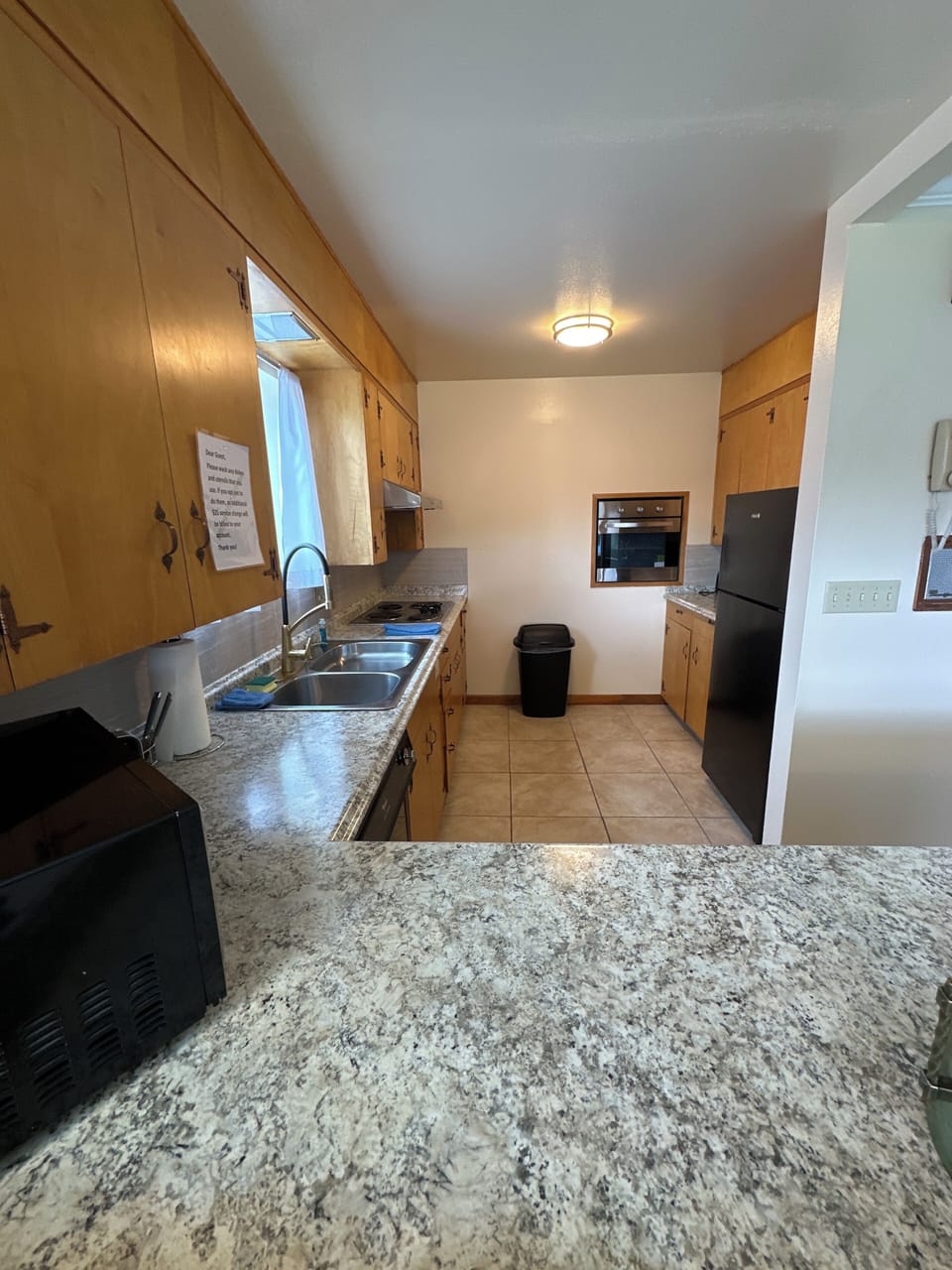 Panoramic Penthouse, 1 Bedroom, Bay View | Private kitchen | Fridge, microwave, coffee/tea maker