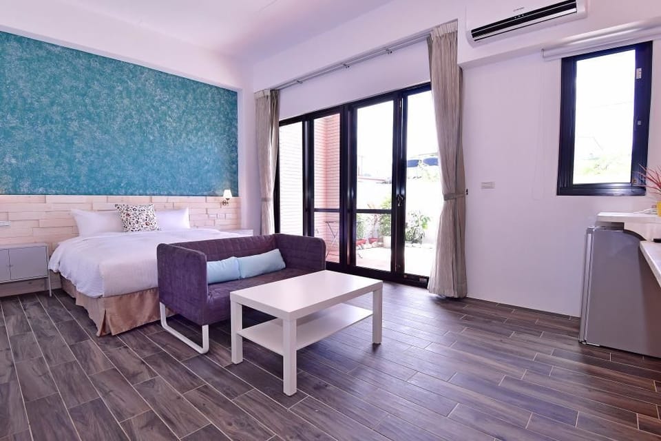 Superior Double Room, Balcony | Desk, blackout drapes, free WiFi
