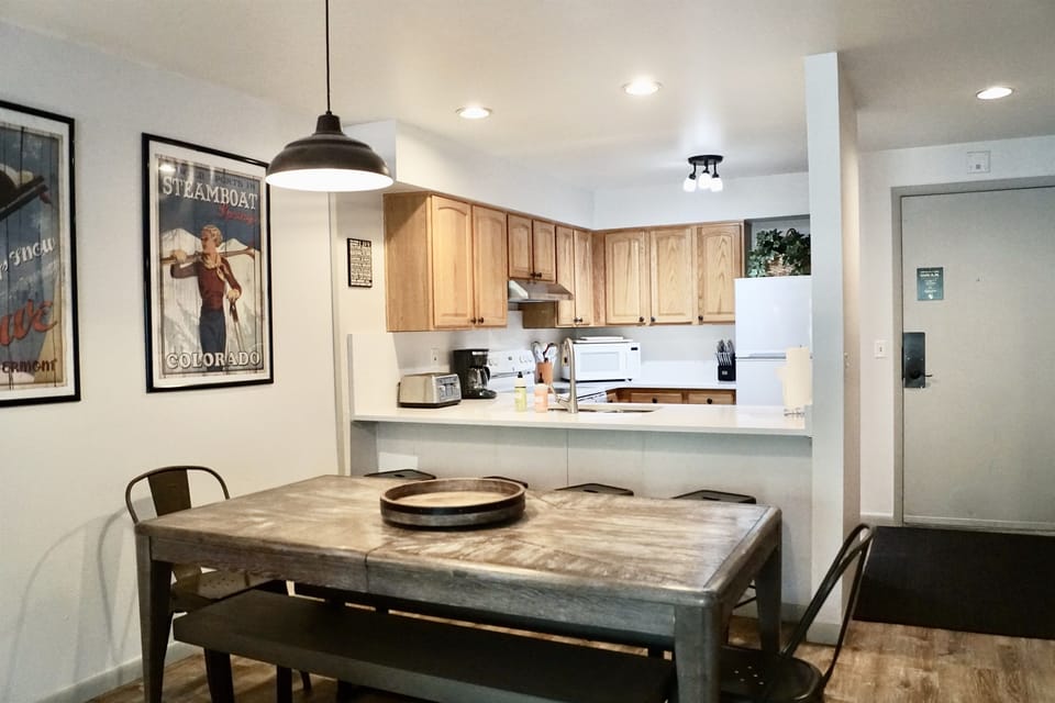 Large Dining table to enjoy time together