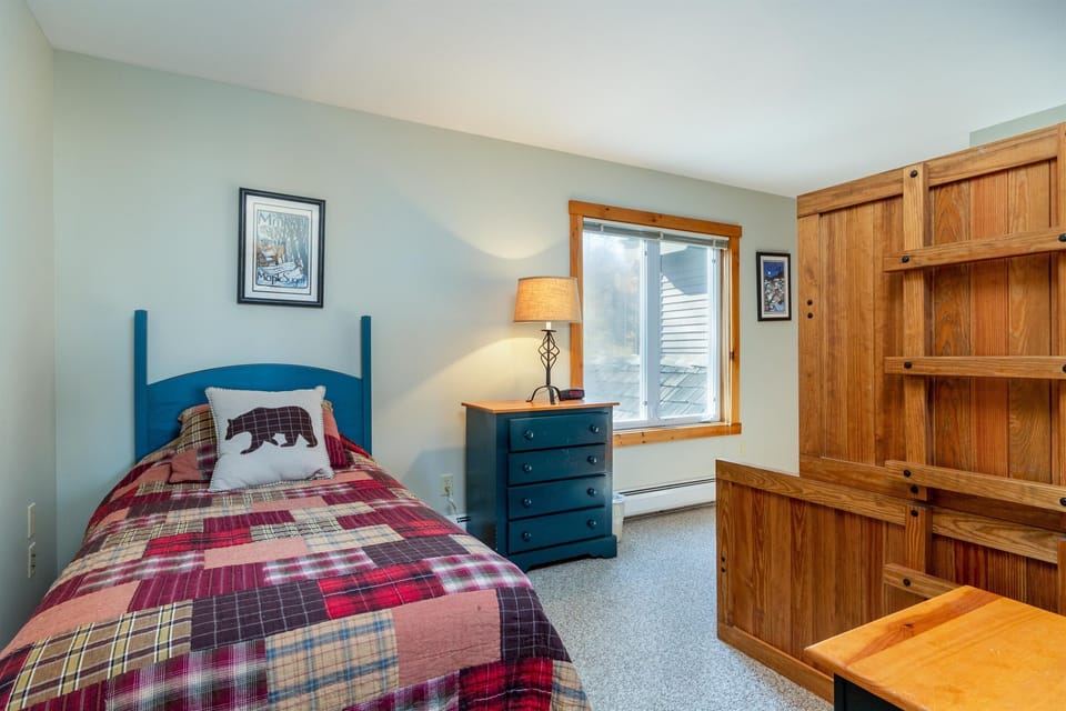 Bedroom 2:  Queen / twin bunk with separate twin.