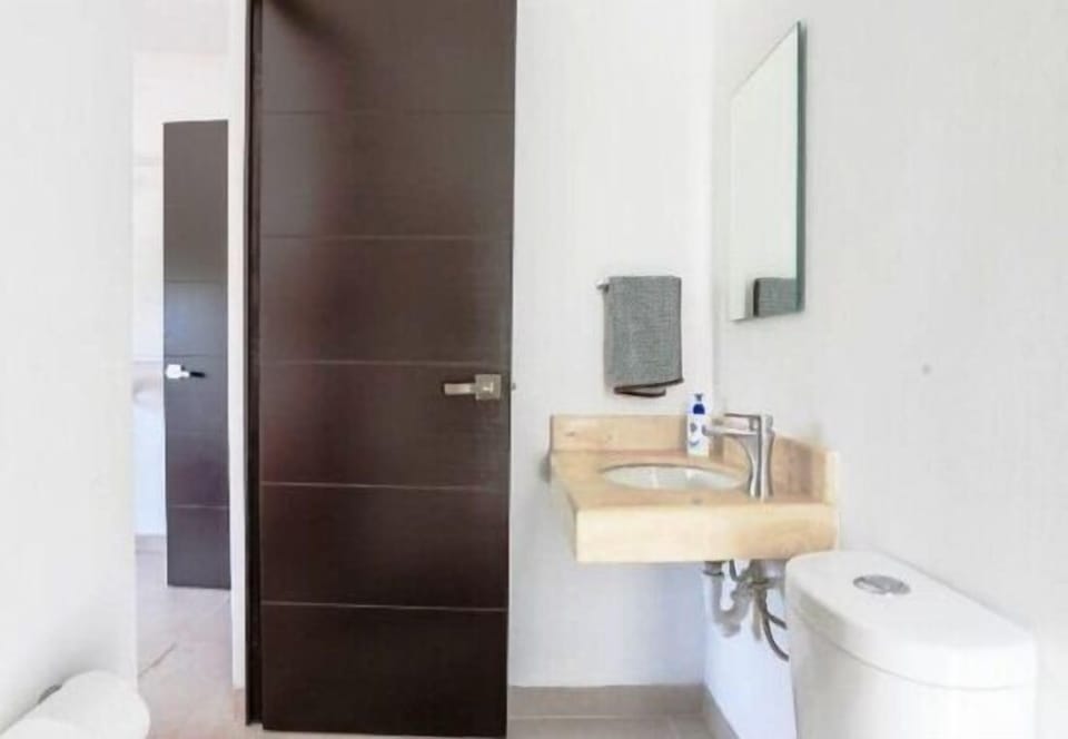 Family Condo, 2 Bedrooms | Bathroom | Shower, towels, shampoo
