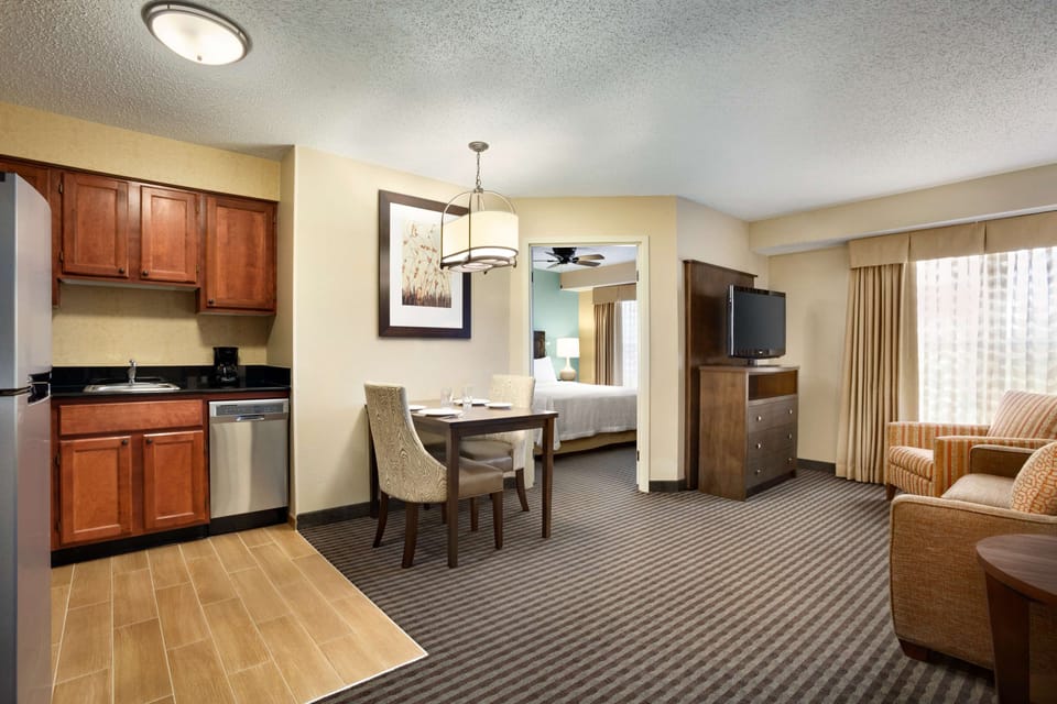 Suite, 1 Bedroom, Non Smoking | Living area | 37-inch flat-screen TV with cable channels, TV, MP3 dock