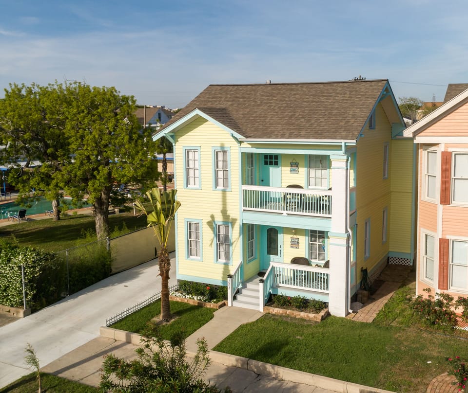 Great location!  Driveway for 3-4 cars, additional street parking with no permit