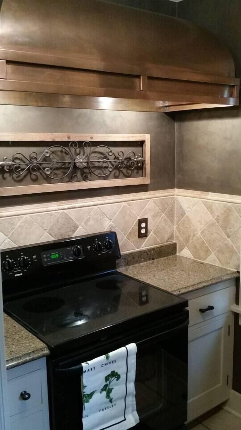 Kitchen Stove/Oven