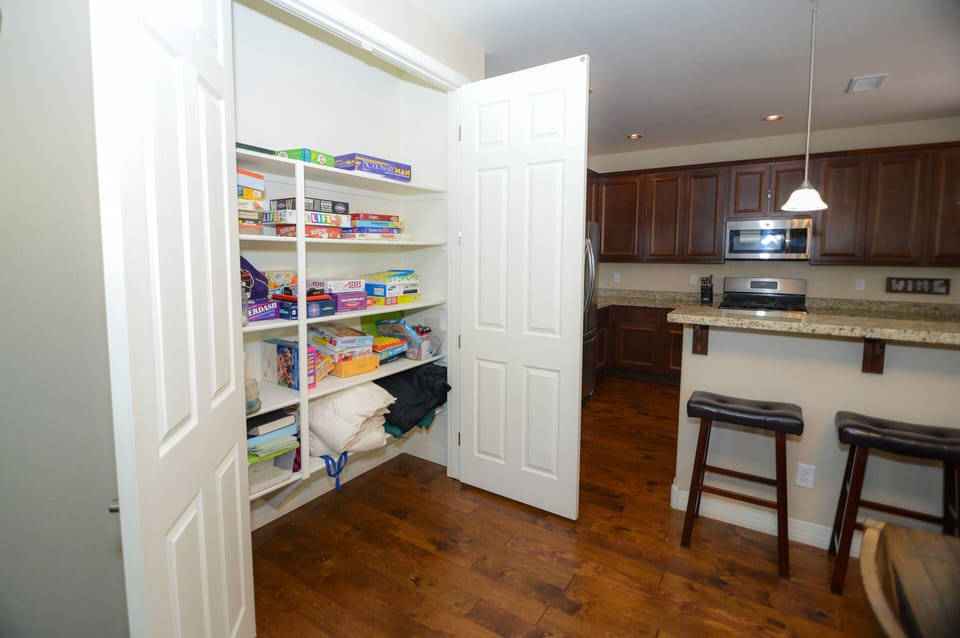 Lots and board and card games for family fun. Extra blankets  and sheets too. 