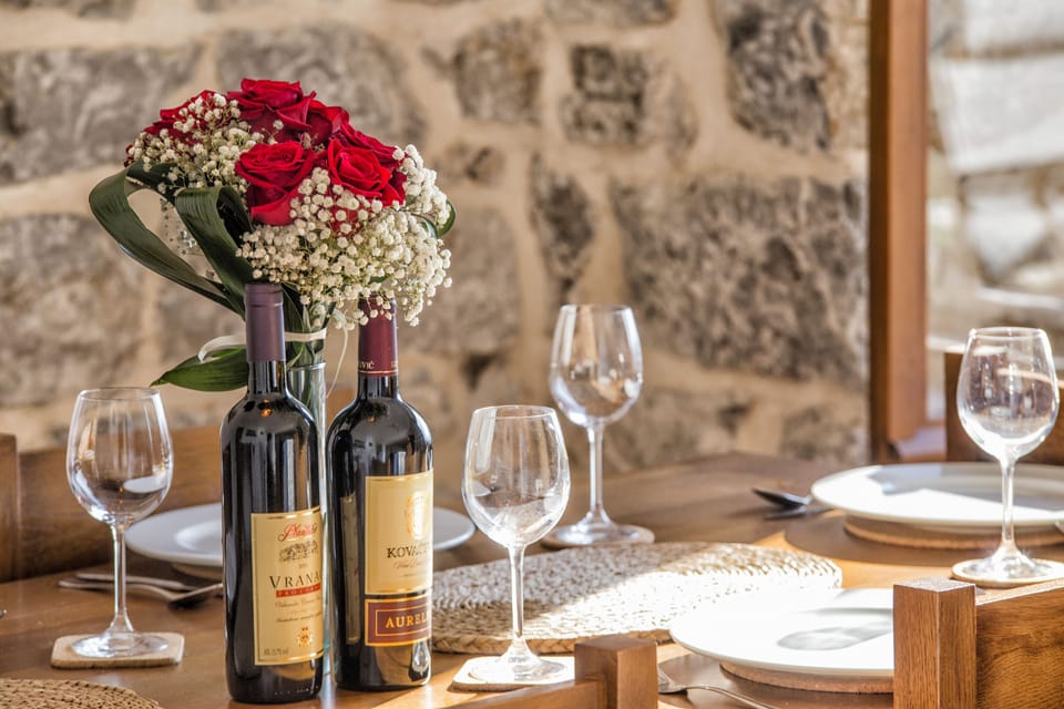 Indoor dining at Villa Ruza