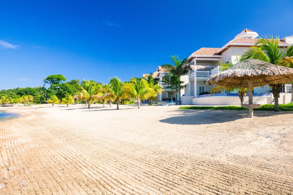 Condo, 1 Bedroom | Property grounds