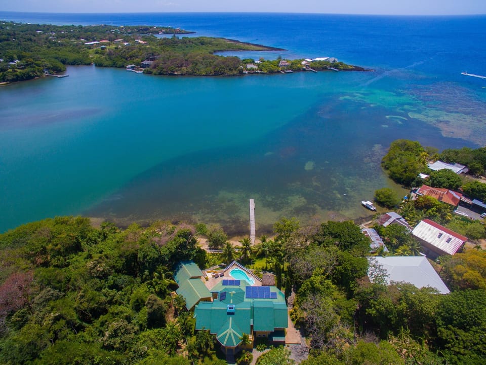 House, 6 Bedrooms | Pool | Outdoor pool