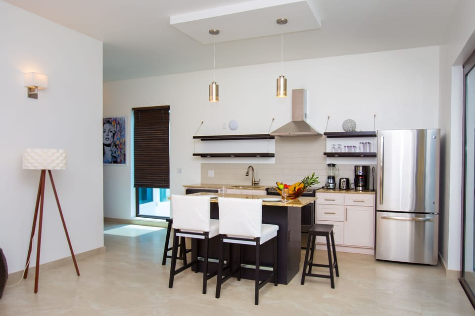 Condo, 1 Bedroom | Private kitchen | Fridge, microwave, oven, dishwasher