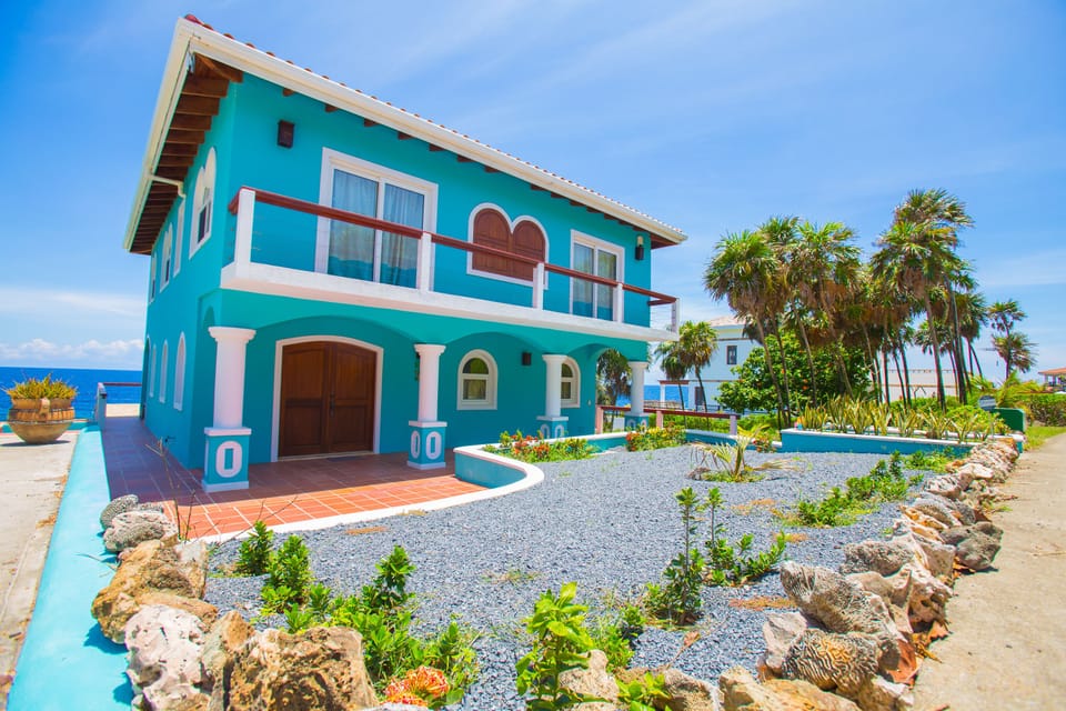 House, 3 Bedrooms | Exterior