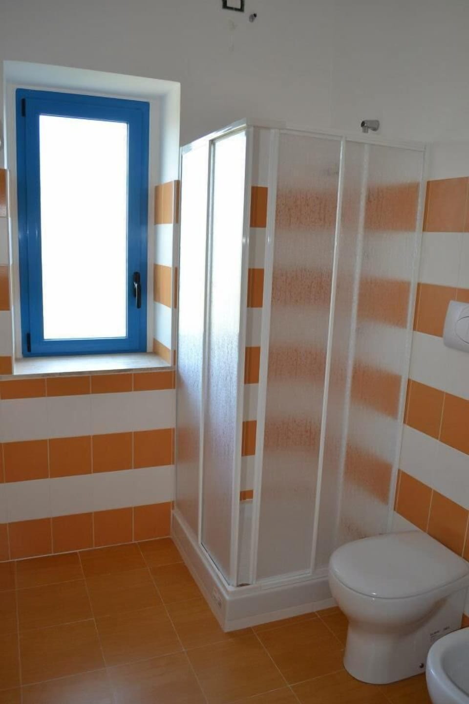 Single Room | Bathroom | Shower, free toiletries, hair dryer, bidet