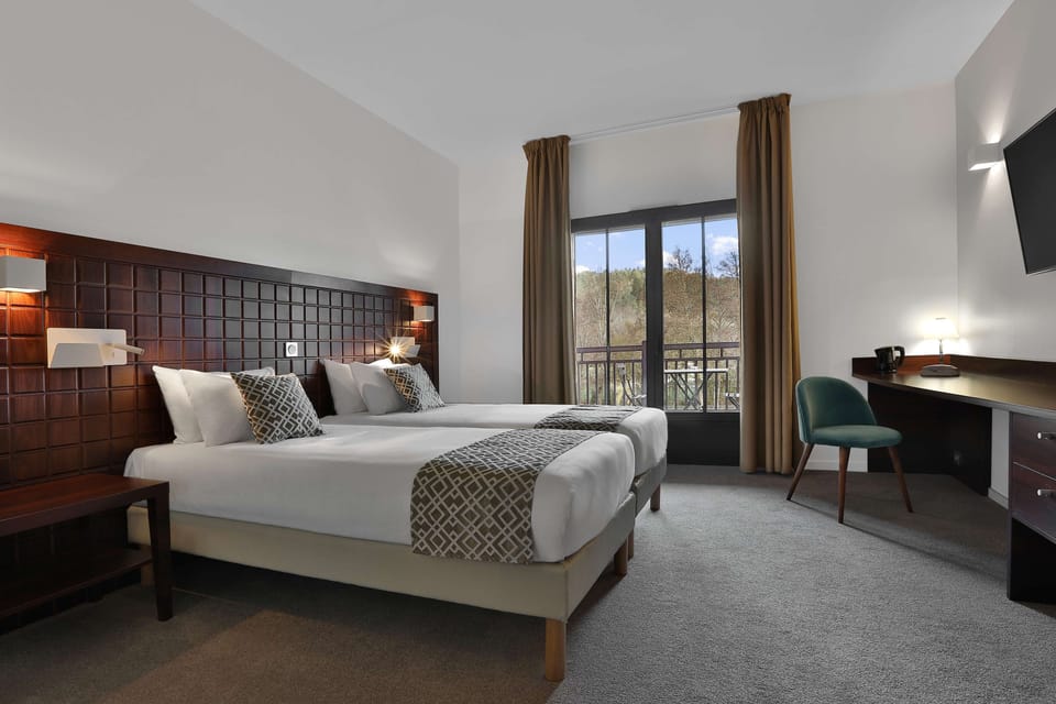 Superior Room, 2 Twin Beds | Premium bedding, pillowtop beds, individually decorated, desk