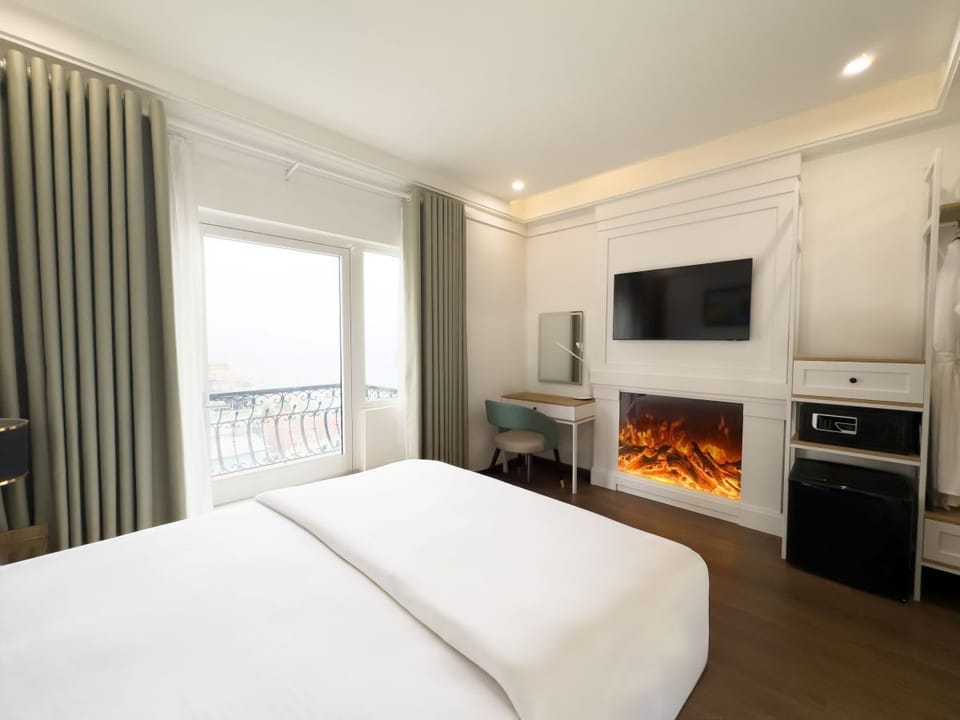 Deluxe Balcony Double, Valley View | View from room
