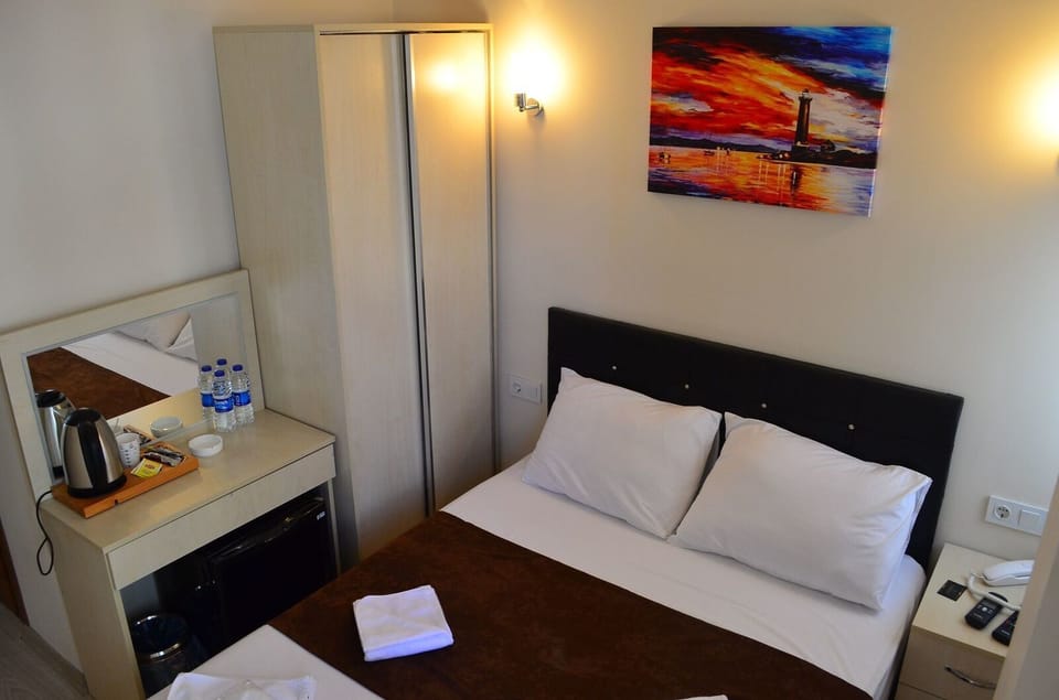 Standard Double Room | Free WiFi