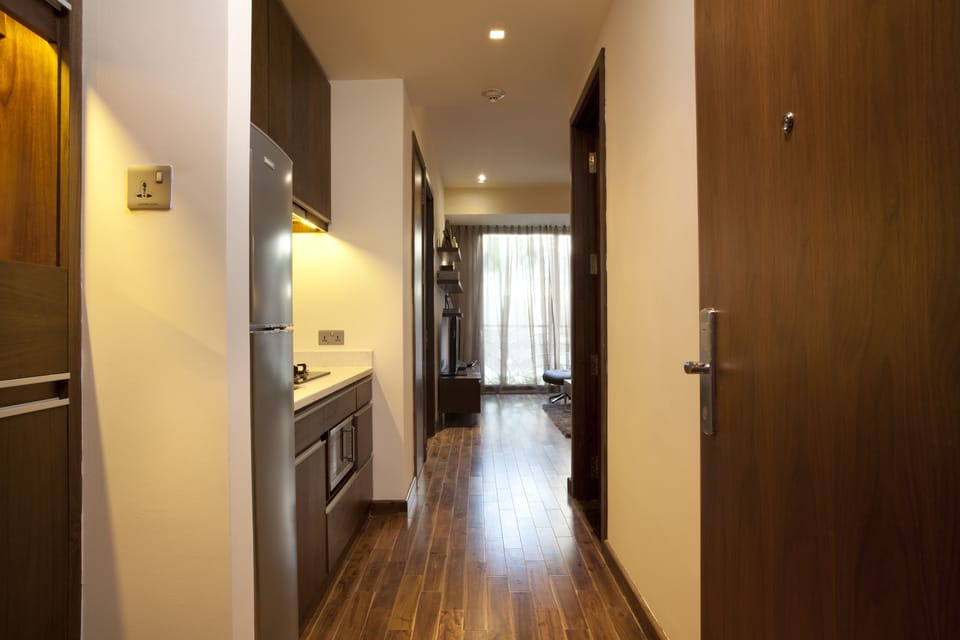 One Bedroom Apartment | In-room safe, desk, iron/ironing board, free WiFi