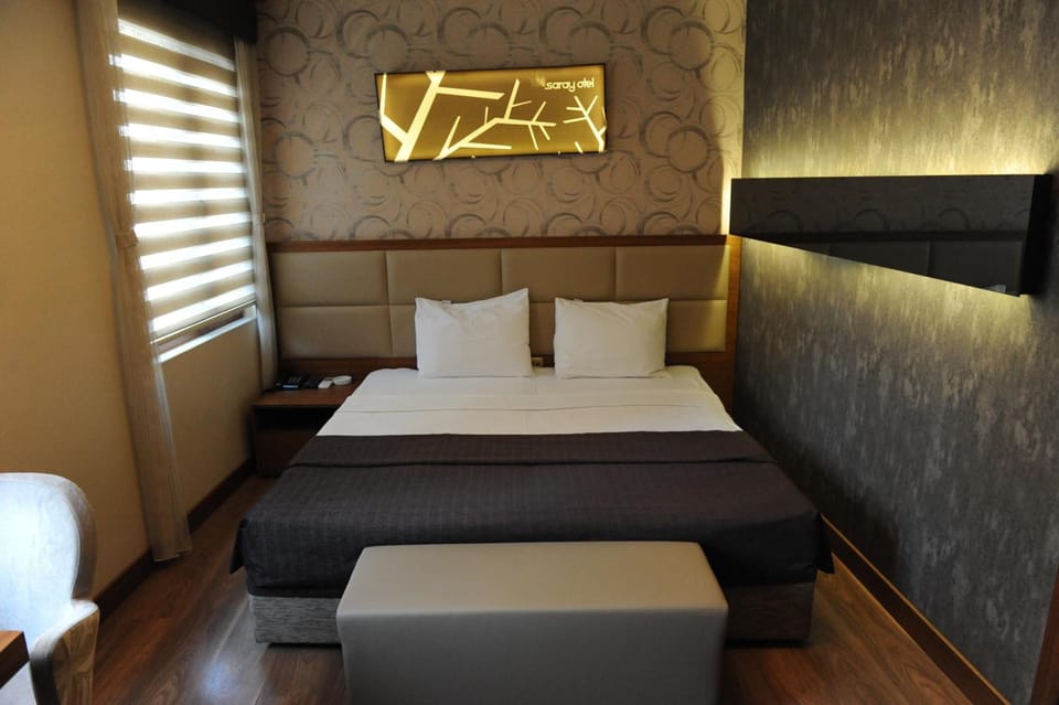 Minibar, in-room safe, desk, laptop workspace