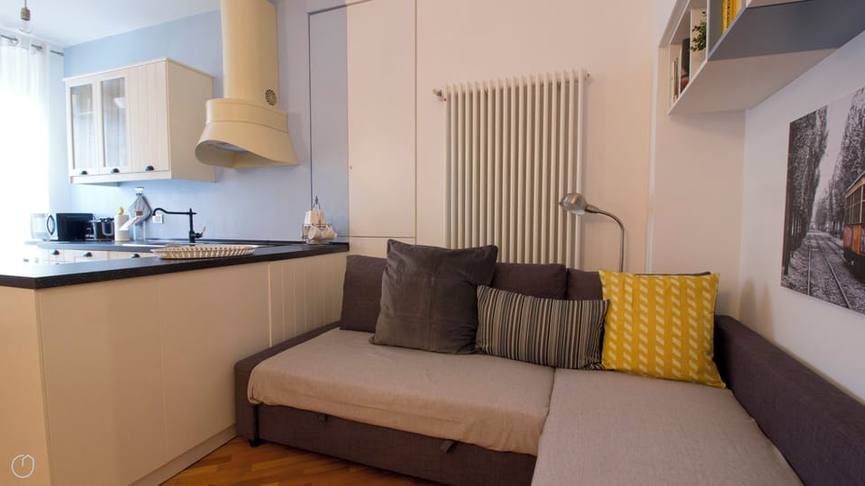 Apartment (1 Bedroom) | Interior