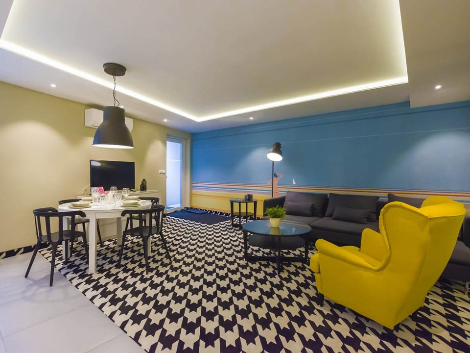 Apartment, 1 Bedroom, Non Smoking | Living area | Flat-screen TV