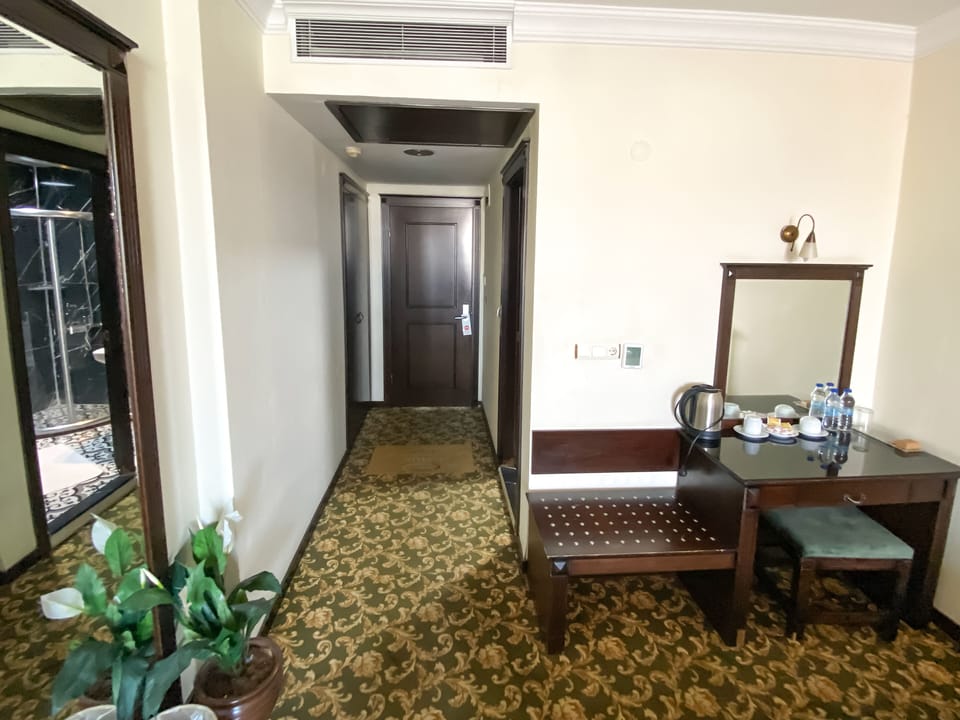 Minibar, desk, iron/ironing board, free cribs/infant beds