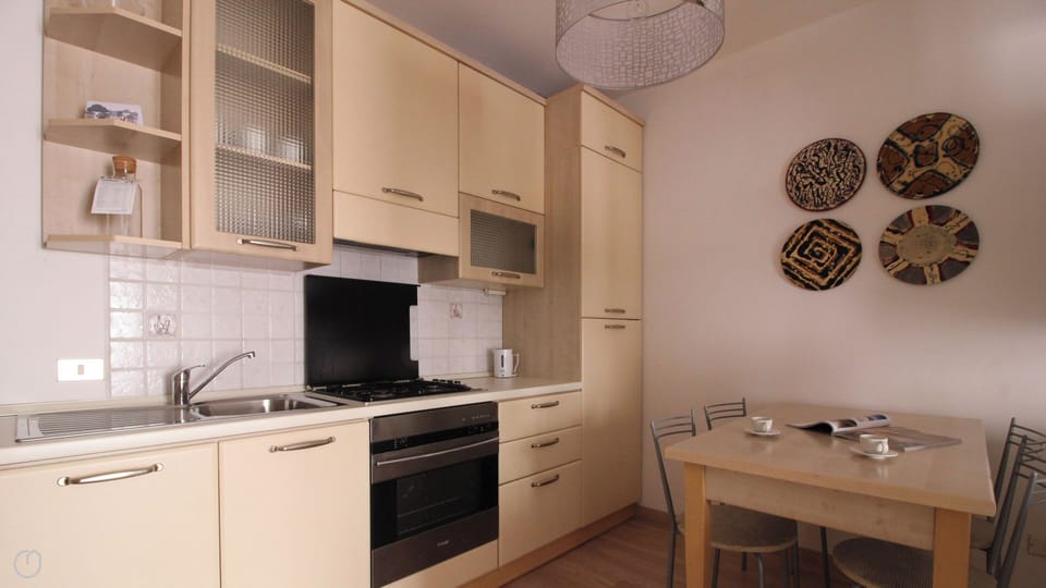 Apartment (1 Bedroom) | Interior