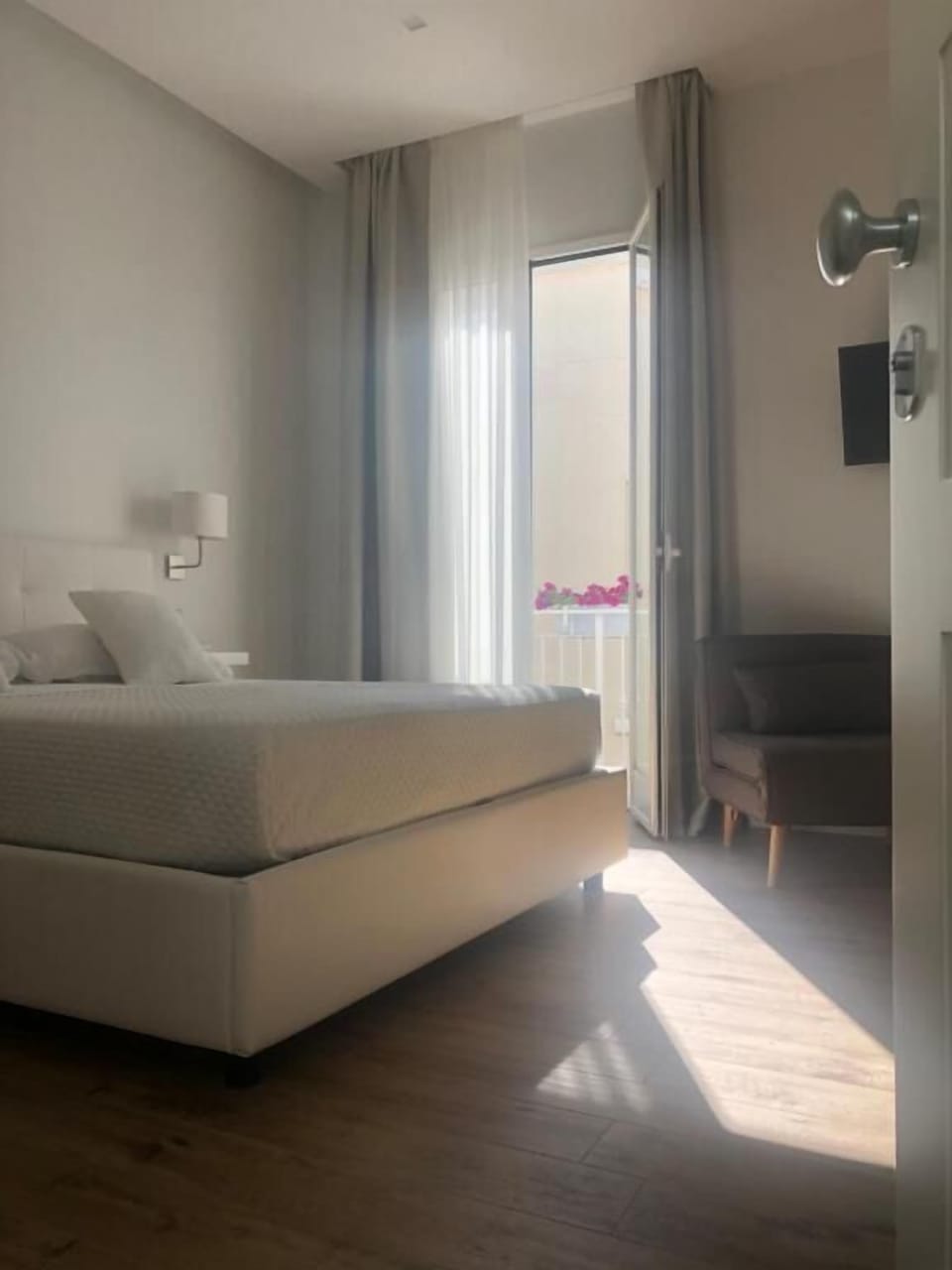 Superior Quadruple Room | Premium bedding, minibar, desk, soundproofing