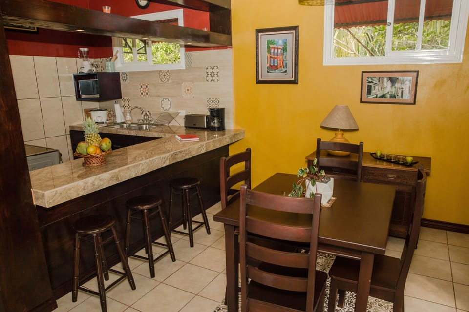 Comfort Apartment, 1 Bedroom, Mountain View | 1 bedroom, soundproofing, iron/ironing board, free WiFi