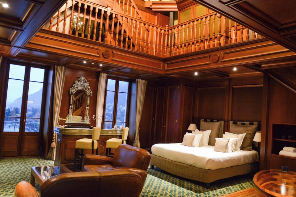 Lili's Suite Lake View - Spa Access Included | Premium bedding, minibar, in-room safe, desk