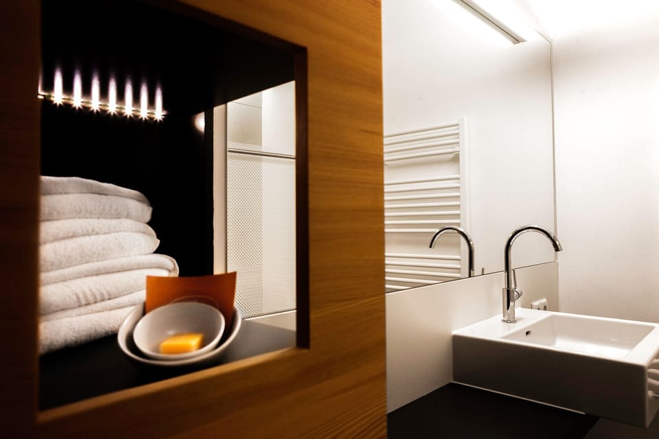 Shower, free toiletries, hair dryer, bathrobes