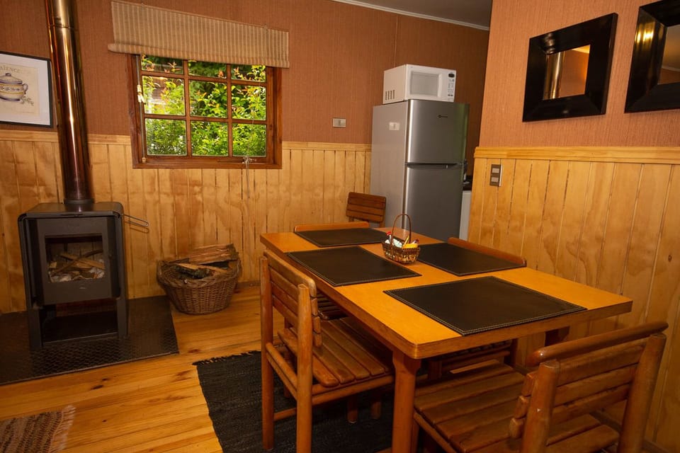 Cottage, 2 Bedrooms, Private Bathroom | Living area | 32-inch flat-screen TV with satellite channels, TV