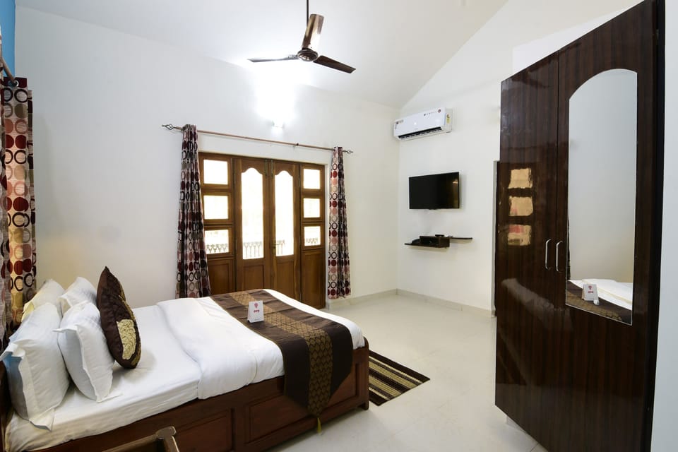 Double or Twin Room | Desk, free WiFi