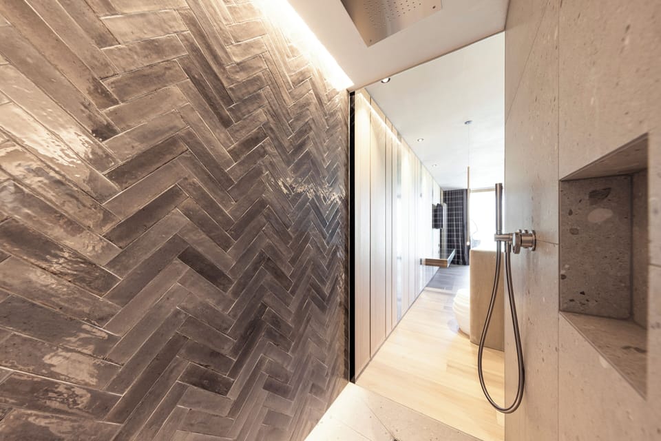 Design Double Room (Cozy) | Bathroom | Hair dryer, bathrobes, slippers, bidet