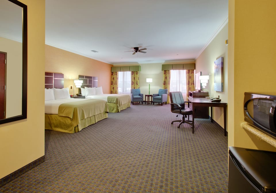 In-room safe, desk, iron/ironing board, free cribs/infant beds