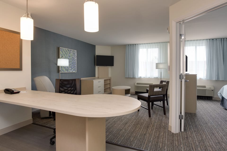 Suite, 1 Bedroom | In-room safe, desk, laptop workspace, blackout drapes