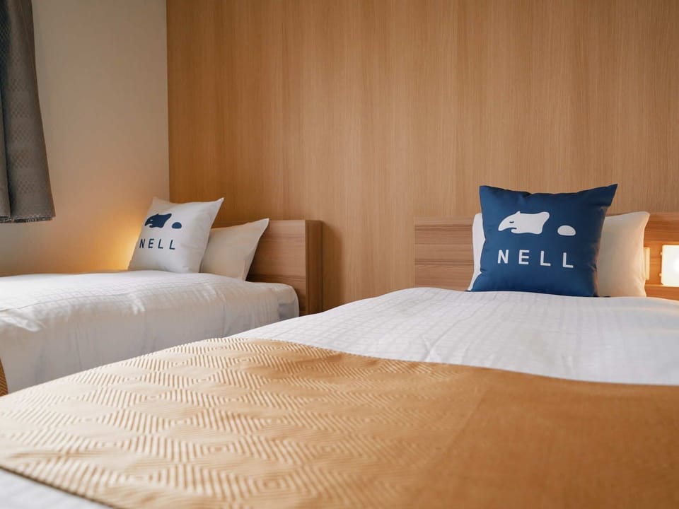 Twin Room, Non Smoking | Desk, blackout drapes, soundproofing, iron/ironing board
