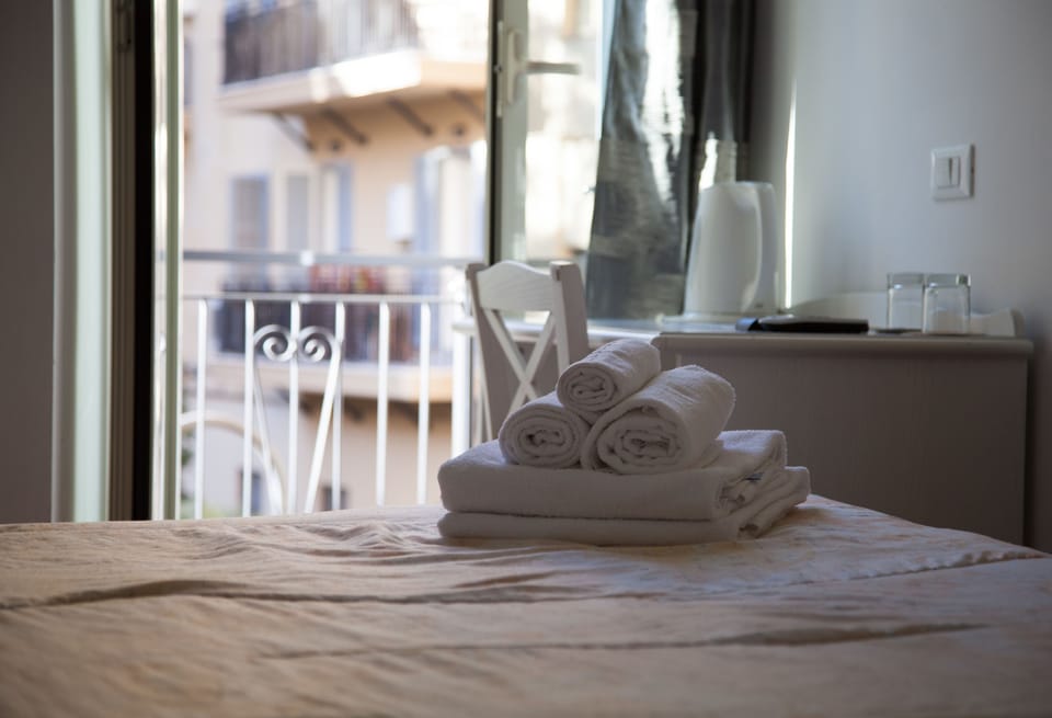 Economy Double Room, Balcony | Room amenity