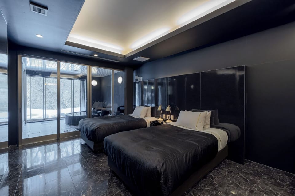 Standard Suite | Free minibar, in-room safe, desk, free WiFi