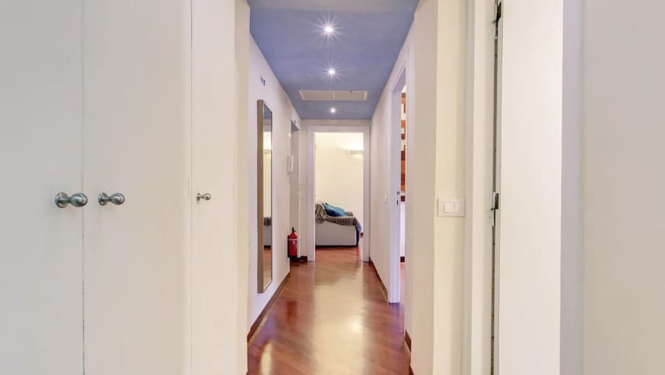 Superior Apartment, 1 Bedroom, Annex Building | 1 bedroom, down comforters, desk, laptop workspace