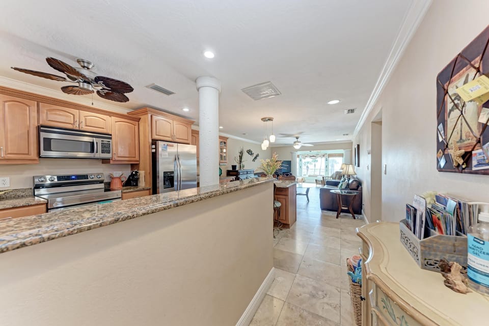 Entrance way into condo